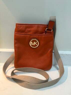 Michael Kors Fulton Orange Pebbled Leather Messenger Crossbody Bag